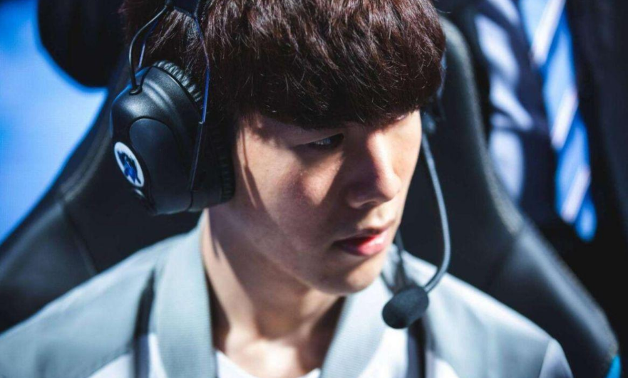 铜墙铁壁 铜墙铁壁