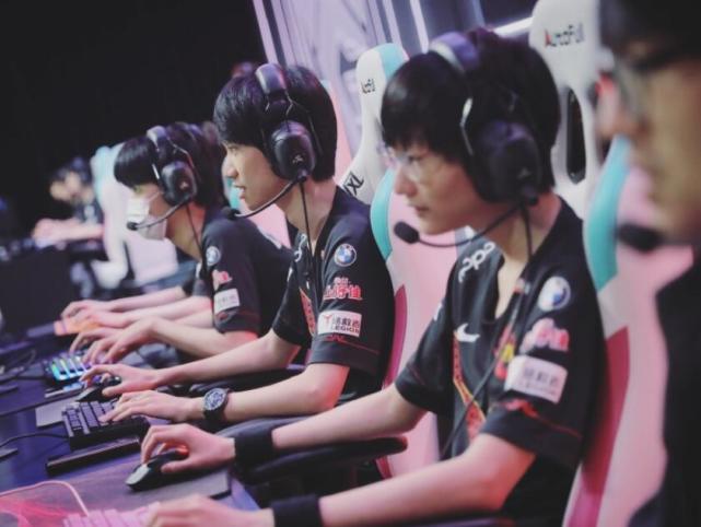 了他们领先 了他们领先