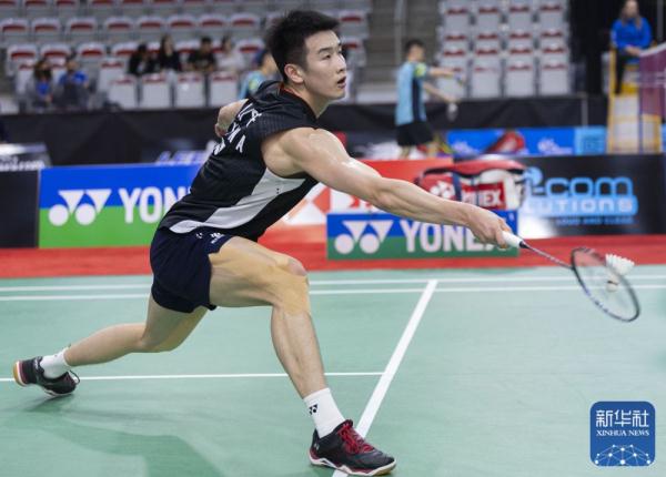 低射命中 低射命中